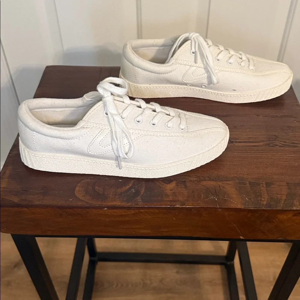 Tretorn Classic Canvas Size Woman's 7M - Picture 5 of 8